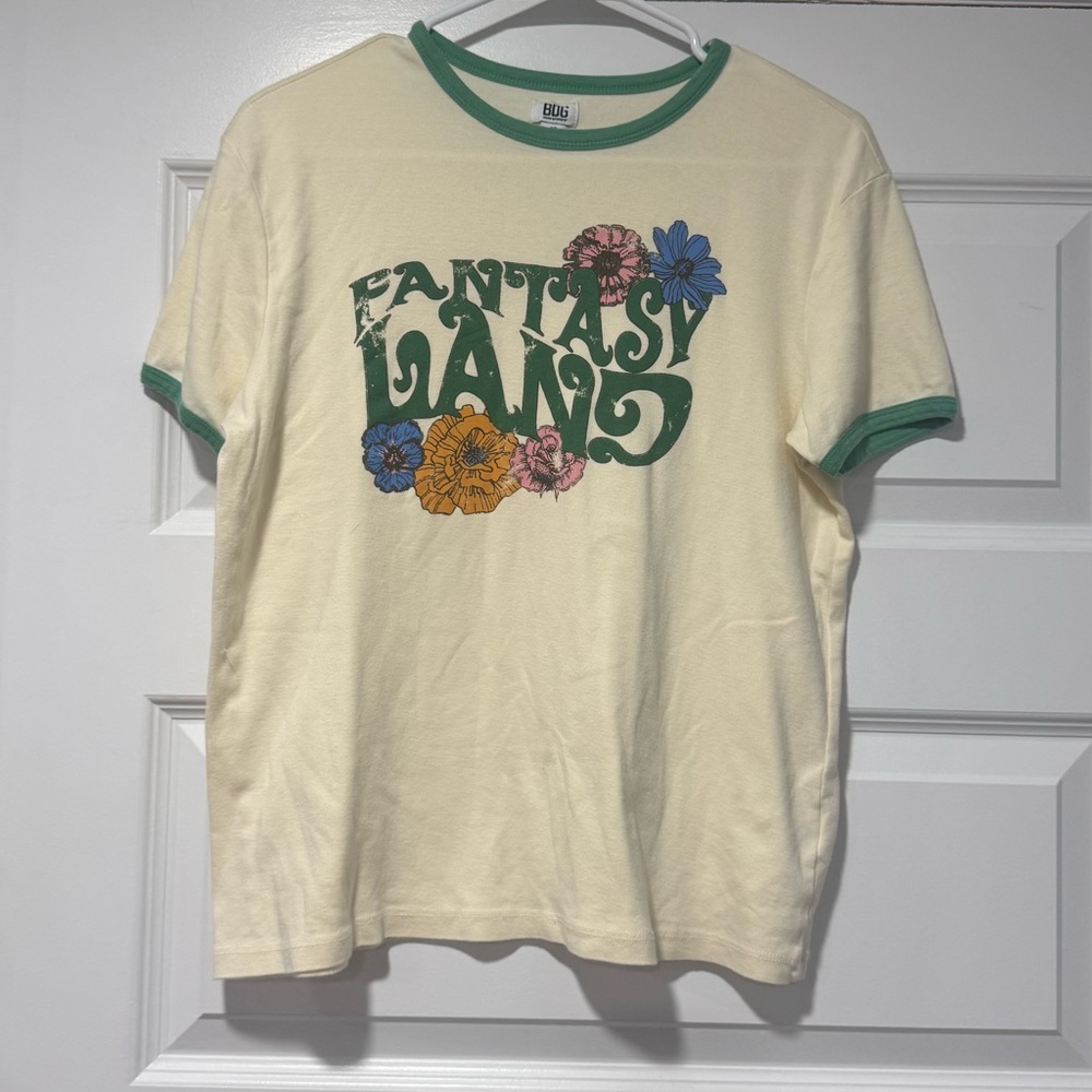 BDG Cream and Green Short Sleeve Tee with Graphic Design